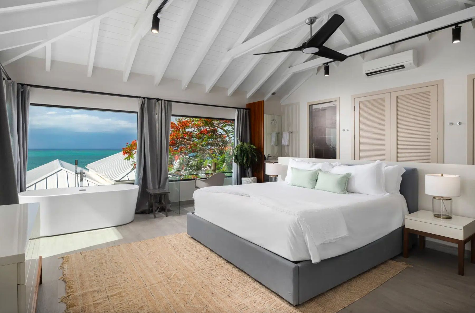 Elevated 5th bedroom